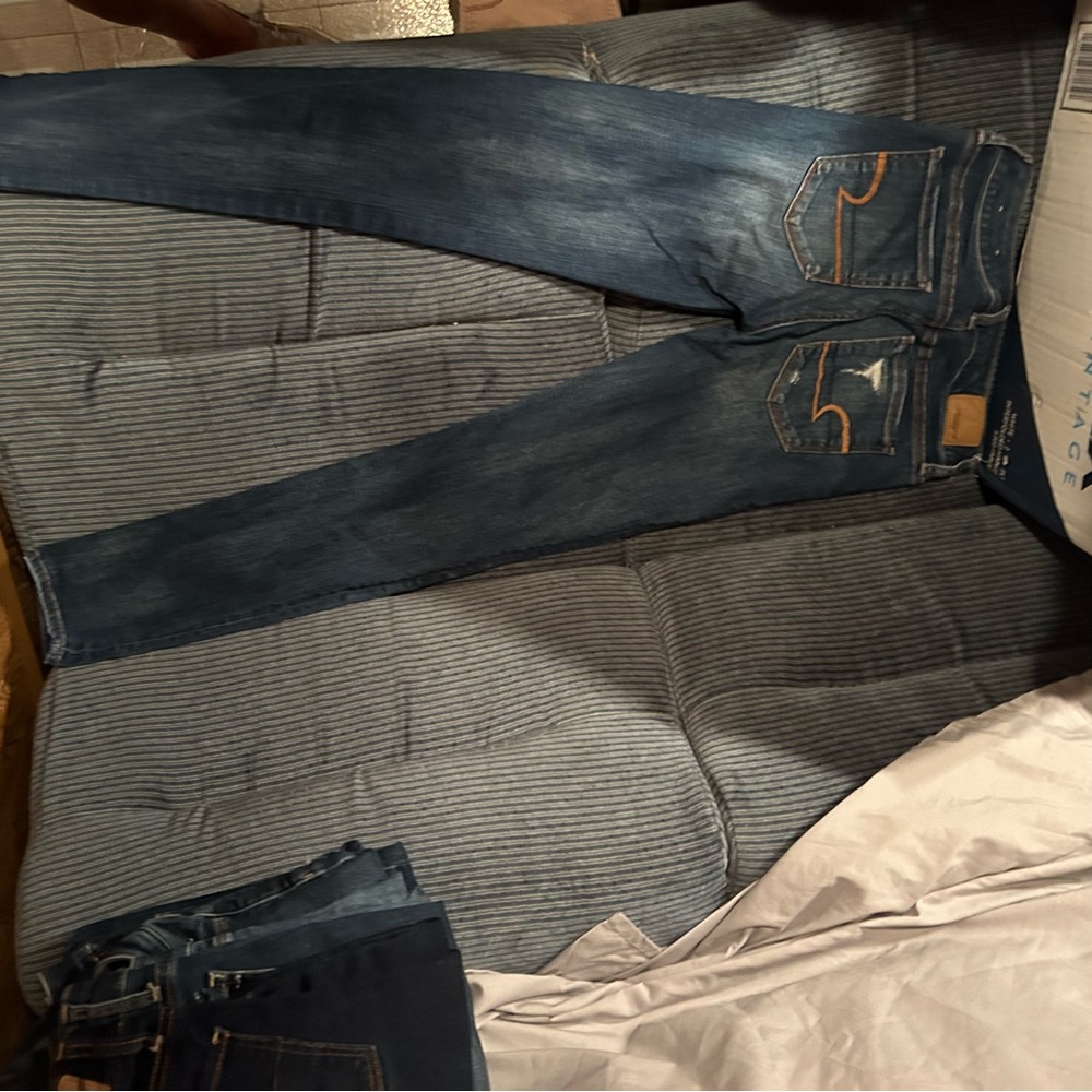 American eagle - Picture 2 of 2